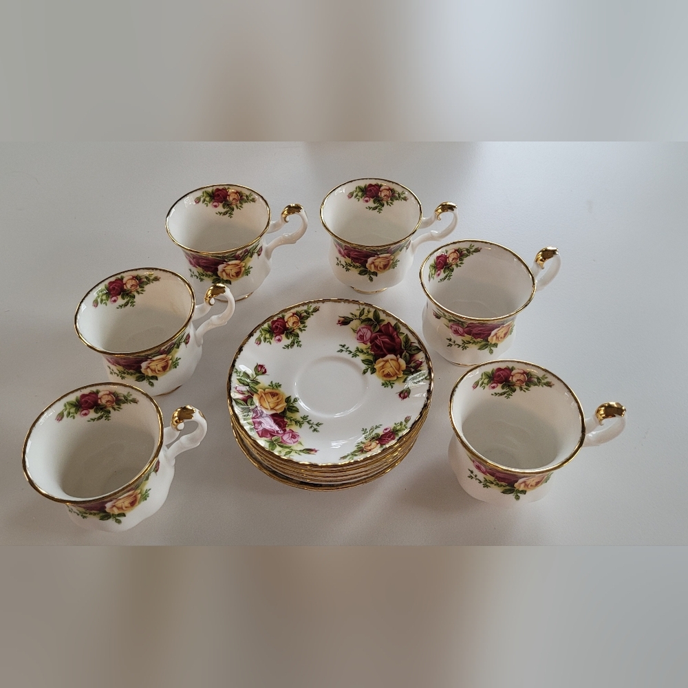 Royal Albert Old Country Roses Bone China Tea Cups And Saucers
